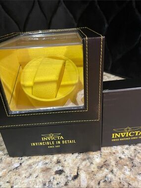Invicta Black with Yellow Interior Watch Winder